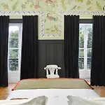 Casa Oliver Boutique - Principe Real Bed and breakfast